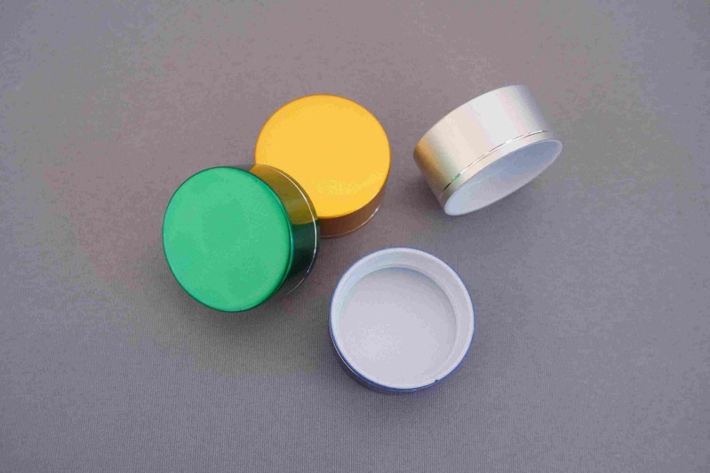 コールドランナー射出成形金型メーカー