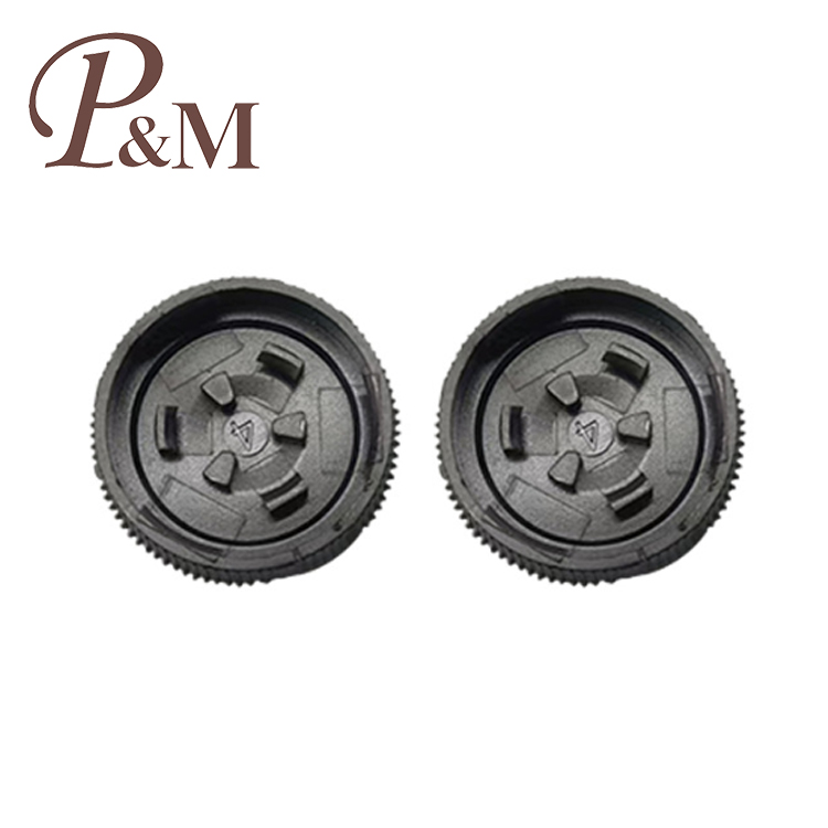 新製品の射出成形