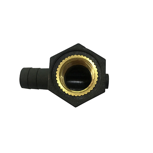 金属インサートを使用した射出成形